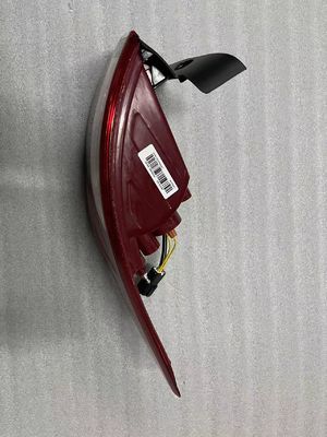 Sistema de iluminação automática Golden Single Eyelet para 2013-2016 SANTAEF Tail Lamp 92401-B8100