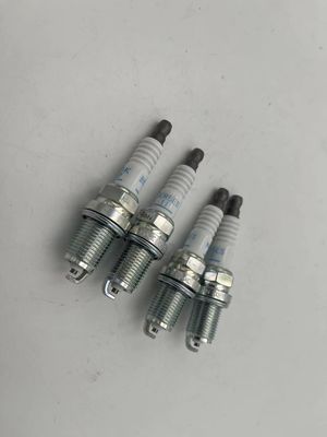 O Eyelet e Washer Standard Spark Plug OEM 18814-11051 para necessidades personalizadas