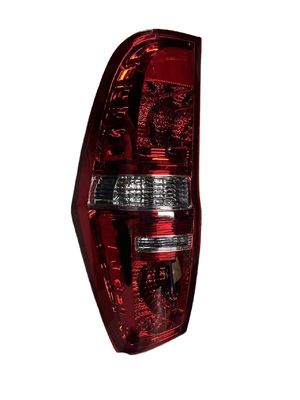 Luzes traseiras 92401-4h00092402-4h00092401-4h02092402-4h020 com olho único dourado