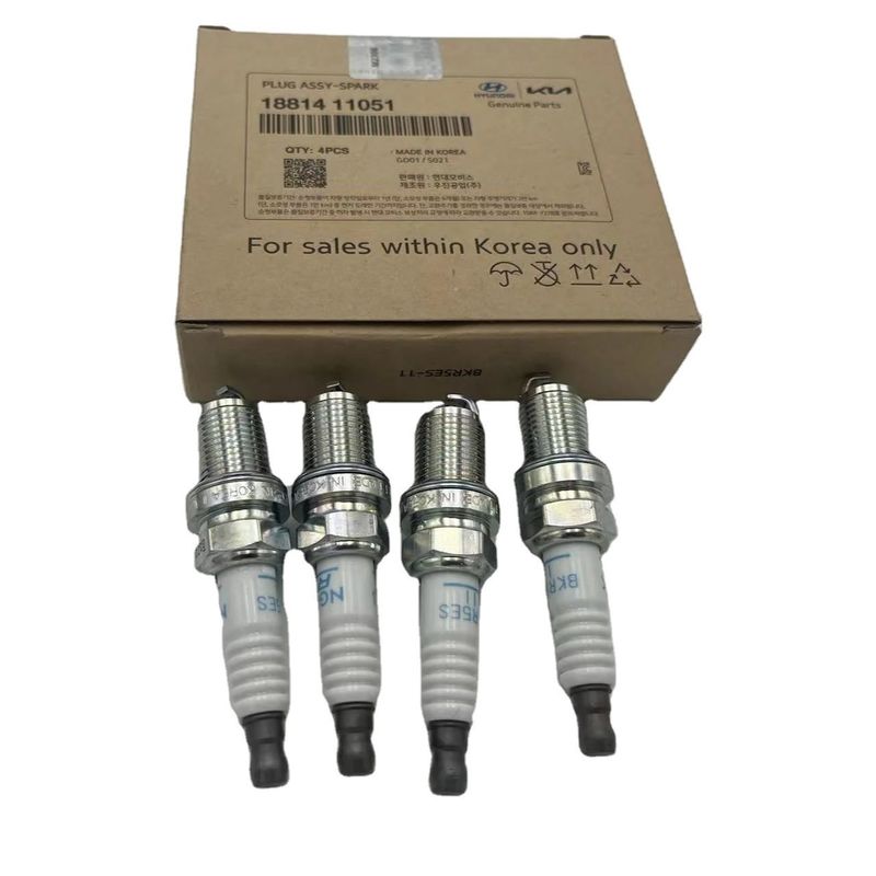 O Eyelet e Washer Standard Spark Plug OEM 18814-11051 para necessidades personalizadas